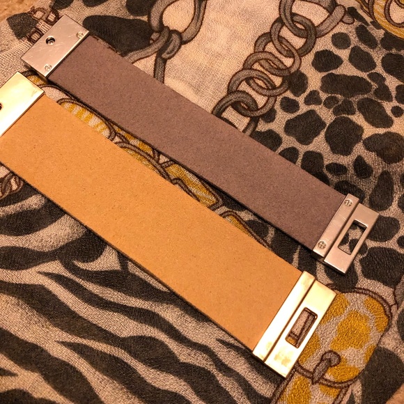 Two statement bracelets - Picture 4 of 5